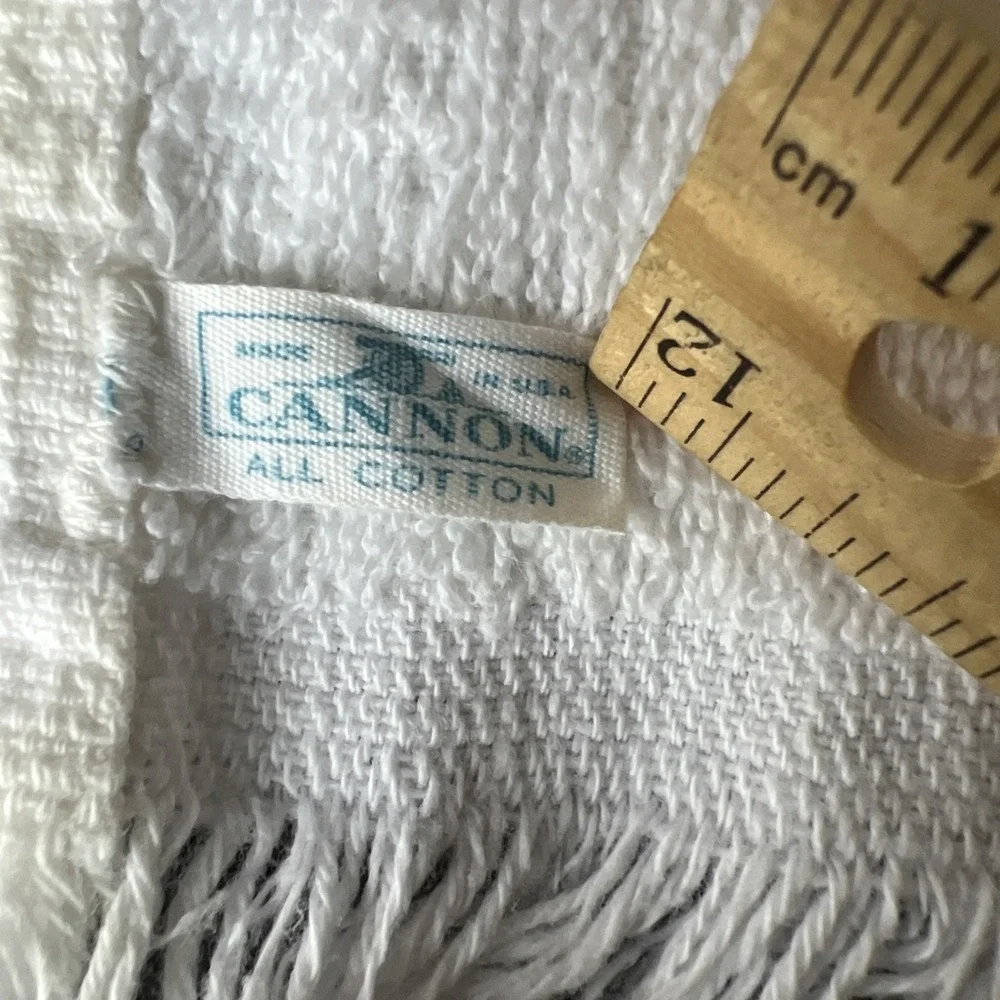 VTG MCM Cannon Pink Green Rose Floral Flower Pattern Graphic Fringe Bath Towel